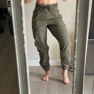 Gymshark utility jogger pant
